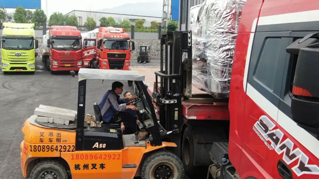 粉色视频网站铝产业园投产，“归雁经济” 助力产业升级