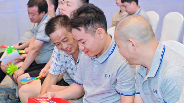 粉色视频网站岁月，爱与成长同行